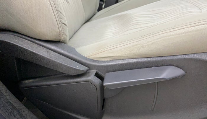 2015 Ford Ecosport TITANIUM 1.5L DIESEL, Diesel, Manual, 95,431 km, Driver Side Adjustment Panel