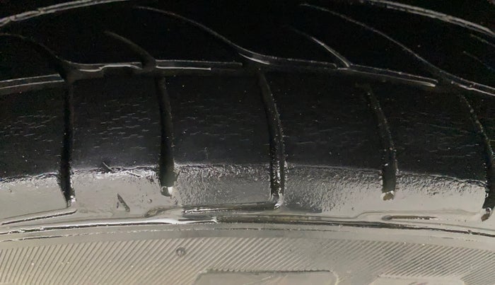 2015 Ford Ecosport TITANIUM 1.5L DIESEL, Diesel, Manual, 95,431 km, Left Rear Tyre Tread