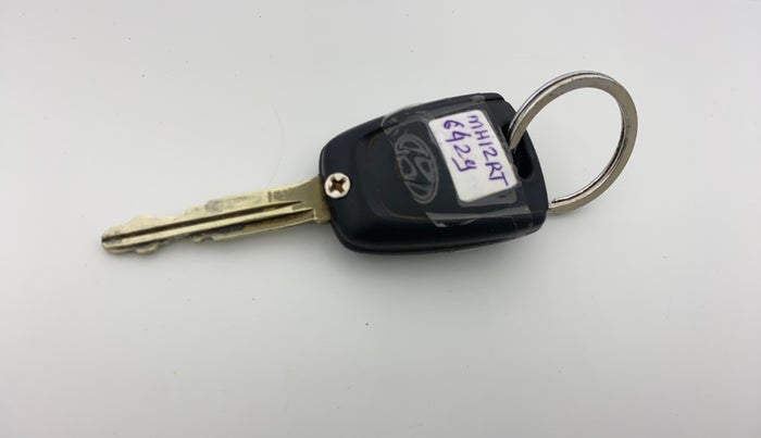 2019 Hyundai Grand i10 MAGNA 1.2 KAPPA VTVT CNG, CNG, Manual, 58,013 km, Key Close Up