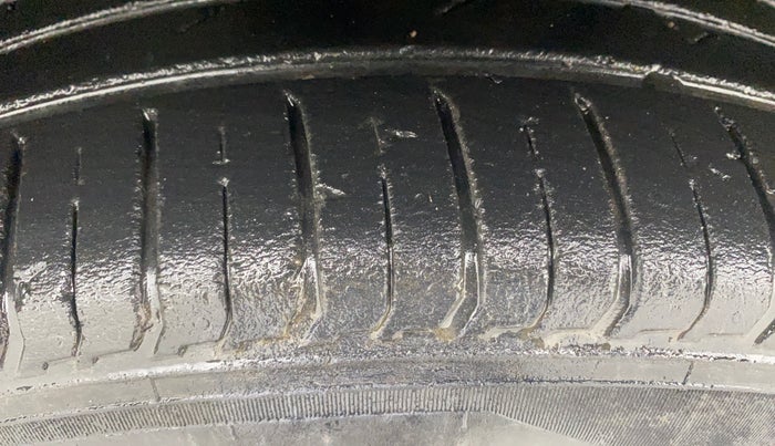 2021 Hyundai VENUE SX 1.0 (O) TURBO IMT, Petrol, Manual, 25,792 km, Left Front Tyre Tread