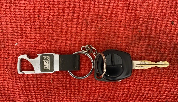 2017 Maruti Wagon R 1.0 VXI, Petrol, Manual, 74,622 km, Key Close Up