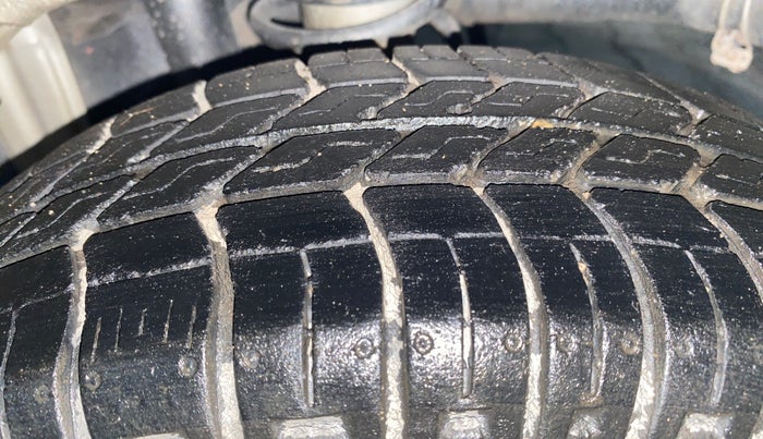 2017 Maruti Alto 800 LXI, Petrol, Manual, 48,317 km, Left Rear Tyre Tread