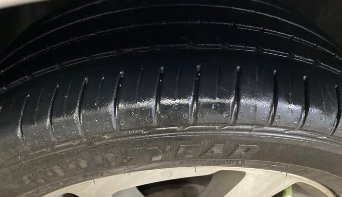 2016 Hyundai Elite i20 ASTA 1.2 (O), Petrol, Manual, 82,580 km, Left Front Tyre Tread