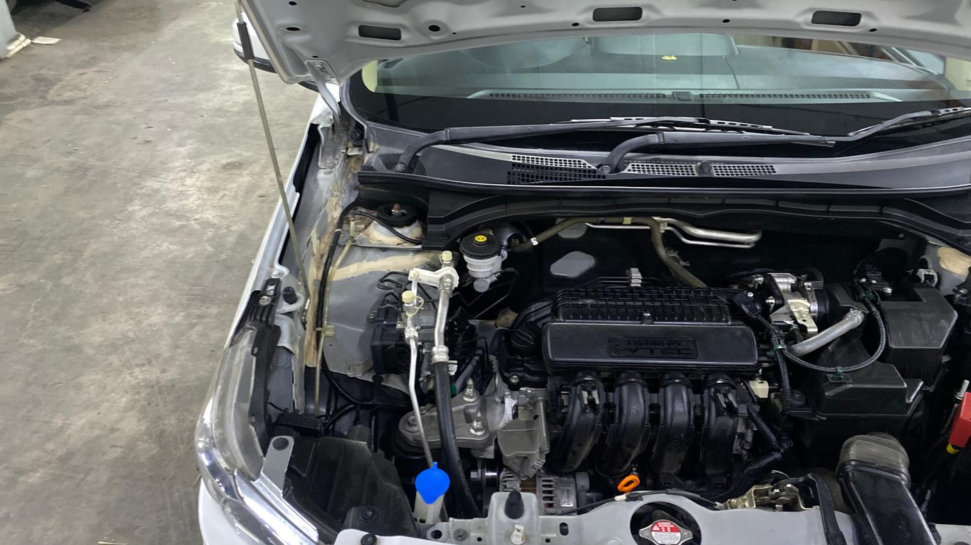 2024 Honda Amaze 1.2L I-VTEC VX CVT, Petrol, Automatic, 14,335 km, Engine View - Right