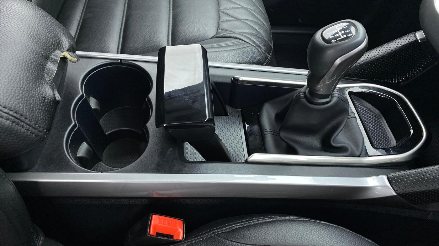 2021 Tata Harrier XT 2.0L Kryotec, Diesel, Manual, 4,015 km, Gear Lever