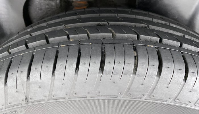 2021 Tata Harrier XT 2.0L Kryotec, Diesel, Manual, 4,015 km, Left Rear Tyre Tread