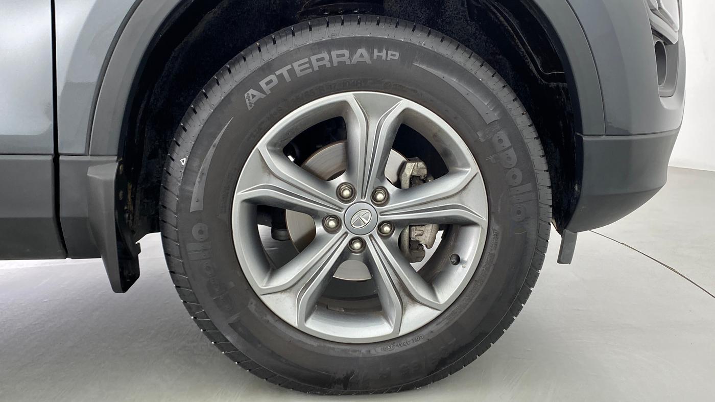 2021 Tata Harrier XT 2.0L Kryotec, Diesel, Manual, 4,015 km, Right Front Wheel