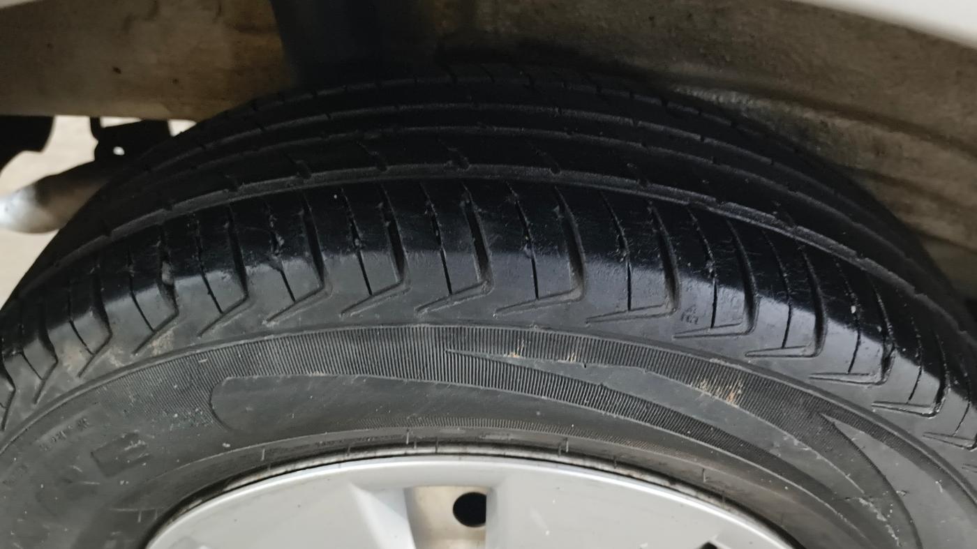 2021 Maruti New Wagon-R LXI CNG 1.0, CNG, Manual, 25,559 km, Right Rear Tyre Tread