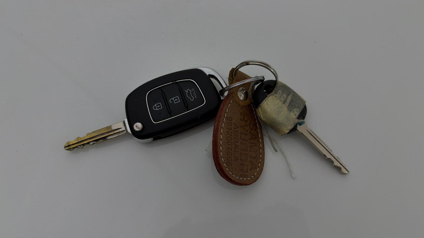2021 Hyundai AURA S 1.2 AMT, Petrol, Automatic, 31,479 km, Key Close Up
