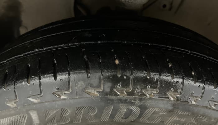 2023 Maruti IGNIS ZETA 1.2, Petrol, Manual, 22,871 km, Left Front Tyre Tread