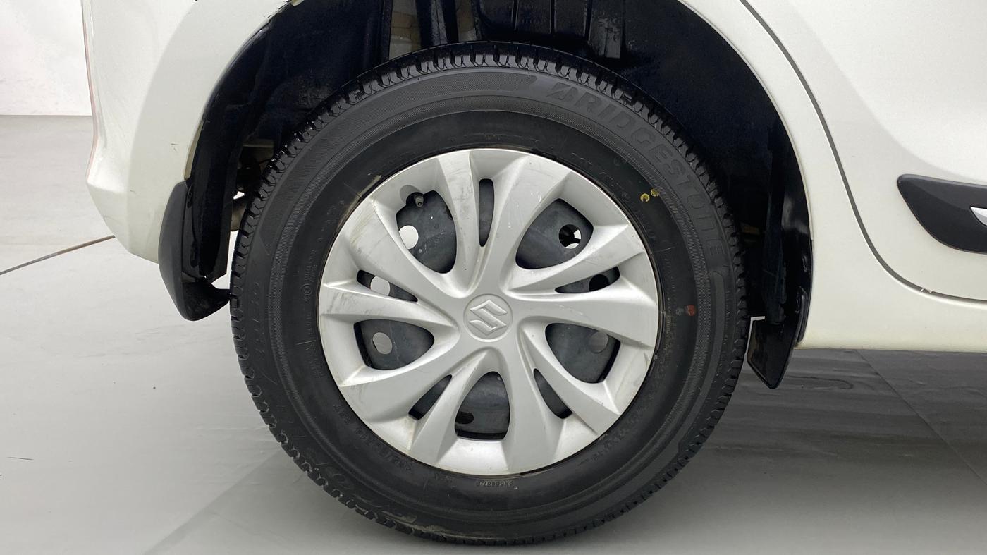 2020 Maruti Swift VXI, Petrol, Manual, 14,287 km, Right Rear Wheel