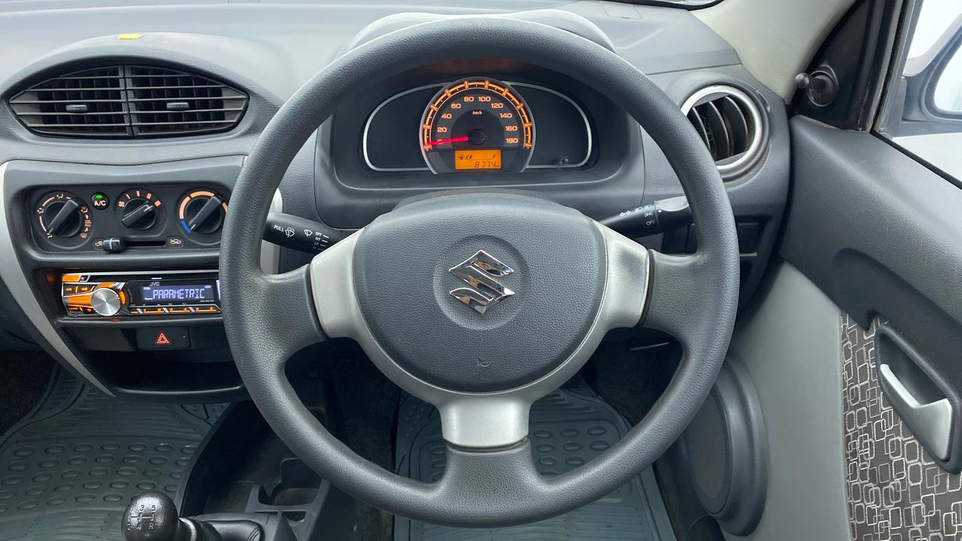 2017 Maruti Alto 800 LXI, Petrol, Manual, 8,798 km, Steering Wheel Close Up