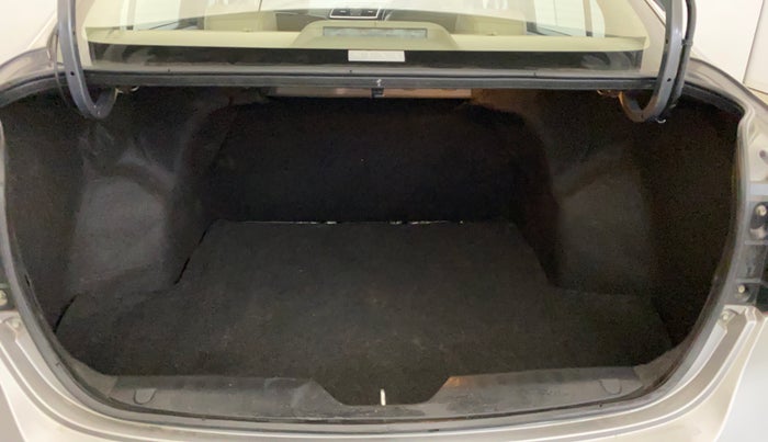 2018 Maruti Ciaz ALPHA  AT 1.5 SHVS PETROL, Petrol, Automatic, 62,754 km, Boot Inside