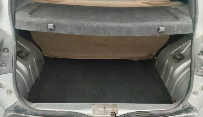 2016 Renault Kwid RXT 0.8, Petrol, Manual, 56,442 km, Boot Inside