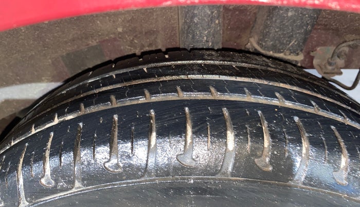 2016 Hyundai Grand i10 MAGNA 1.2 KAPPA VTVT, Petrol, Manual, 17,154 km, Left Rear Tyre Tread