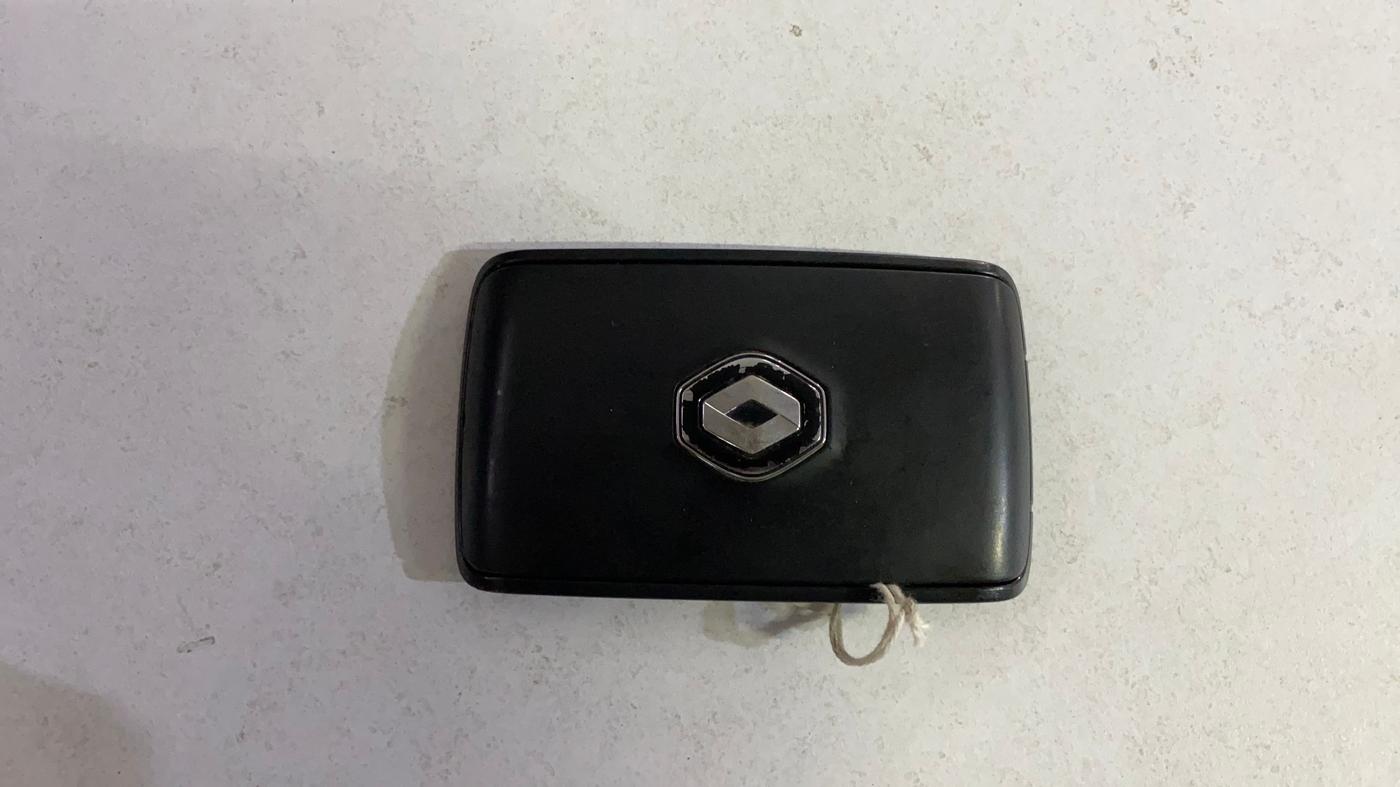 2021 Renault Kiger RXZ MT, Petrol, Manual, 65,637 km, Key Close Up