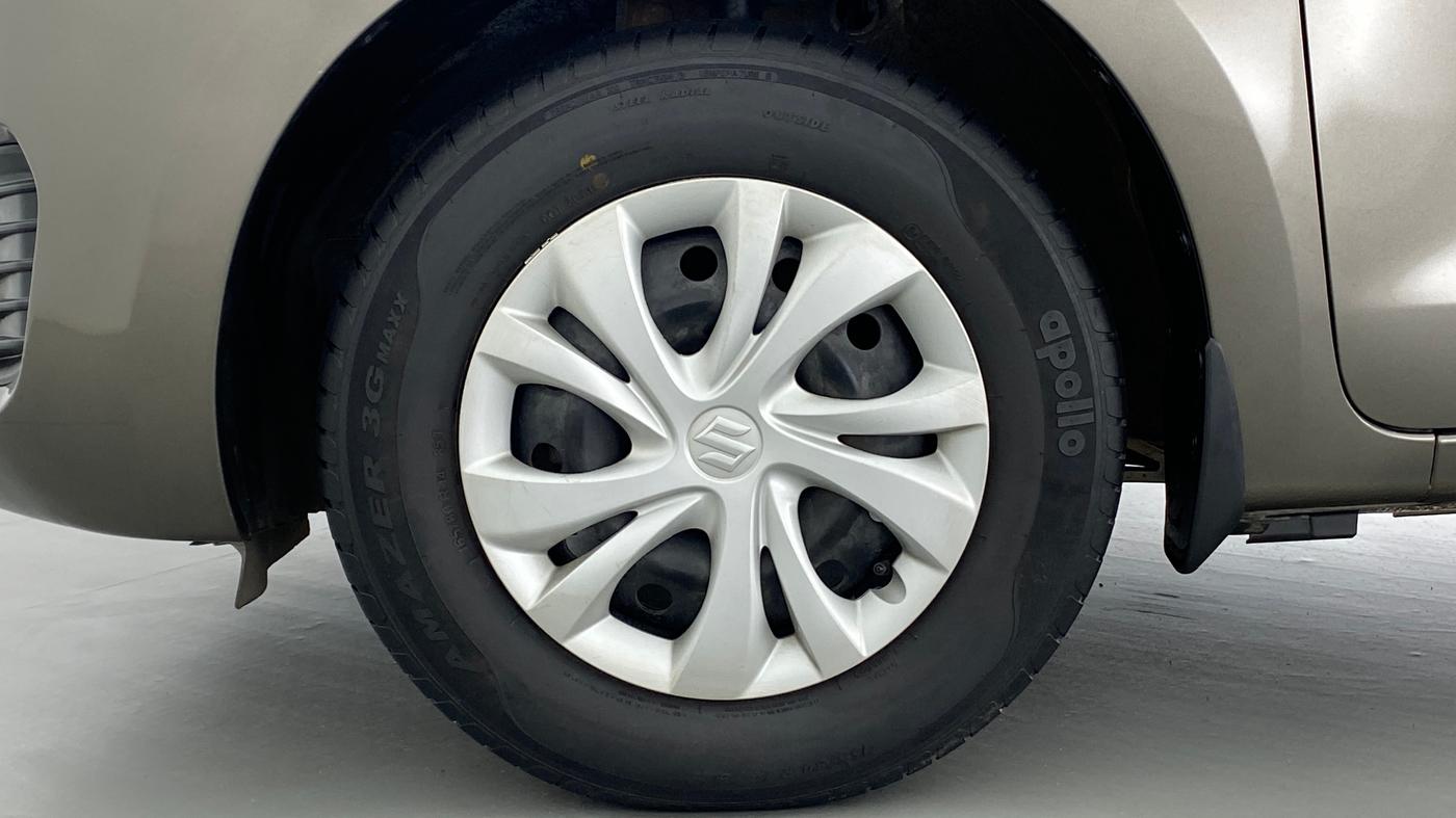 2019 Maruti Swift VXI D, Petrol, Manual, 28,615 km, Left Front Wheel