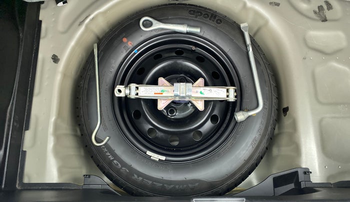 2019 Maruti Swift VXI D, Petrol, Manual, 28,615 km, Spare Tyre
