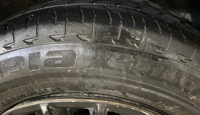 2022 Maruti Celerio VXI CNG, CNG, Manual, 76,794 km, Right Front Tyre Tread