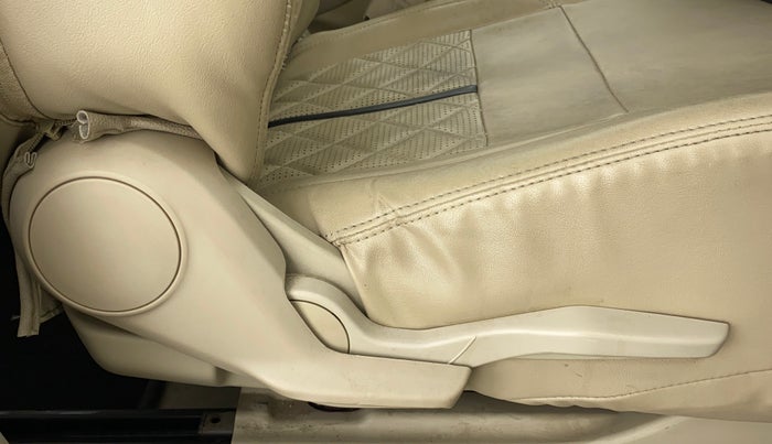 2018 Maruti Dzire ZDI PLUS AMT, Diesel, Automatic, 91,516 km, Driver Side Adjustment Panel