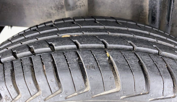 2018 Datsun Redi Go 1.0 S AT, Petrol, Automatic, 10,253 km, Right Rear Tyre Tread