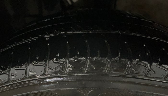 2021 Maruti New Wagon-R VXI 1.0, Petrol, Manual, 33,060 km, Left Front Tyre Tread