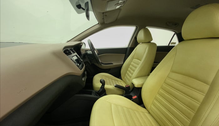 2018 Hyundai Elite i20 ASTA 1.2, Petrol, Manual, 81,844 km, Right Side Front Door Cabin