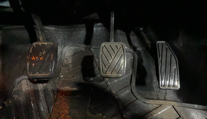 2020 Maruti Baleno ZETA PETROL 1.2, Petrol, Manual, 33,897 km, Pedals