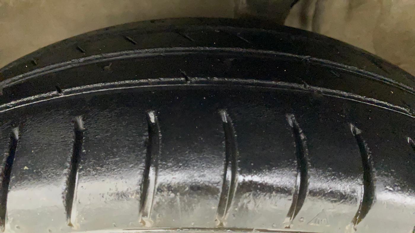 2012 Maruti Zen Estilo LXI, Petrol, Manual, 83,510 km, Left Front Tyre Tread