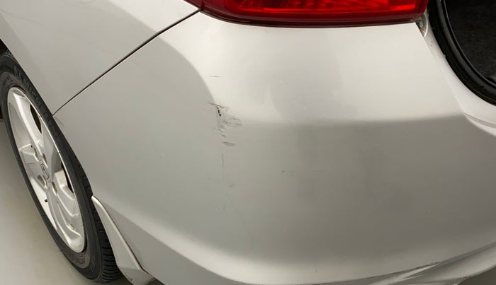 2015 Honda City 1.5L I-VTEC V MT, Petrol, Manual, 99,486 km, Rear bumper - Minor scratches