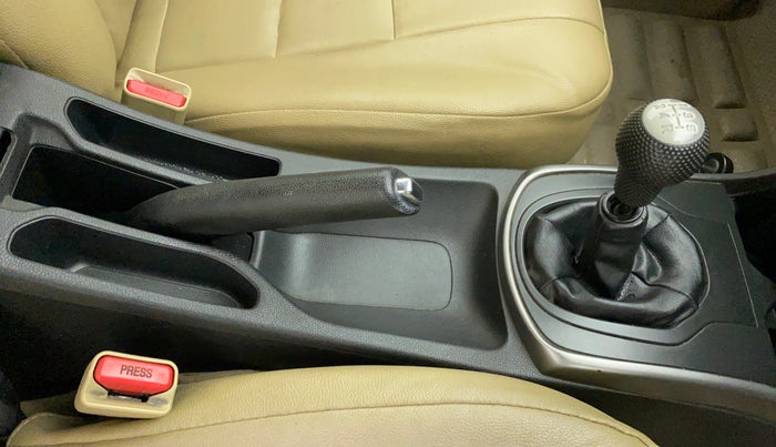 2015 Honda City 1.5L I-VTEC V MT, Petrol, Manual, 99,486 km, Gear Lever