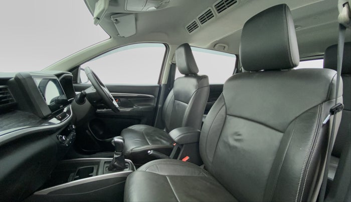 2020 Maruti XL6 ALPHA AT SHVS, Petrol, Automatic, 45,080 km, Right Side Front Door Cabin