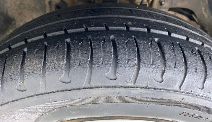 2019 Tata Tiago XZ 1.2 REVOTRON, Petrol, Manual, 28,446 km, Right Front Tyre Tread