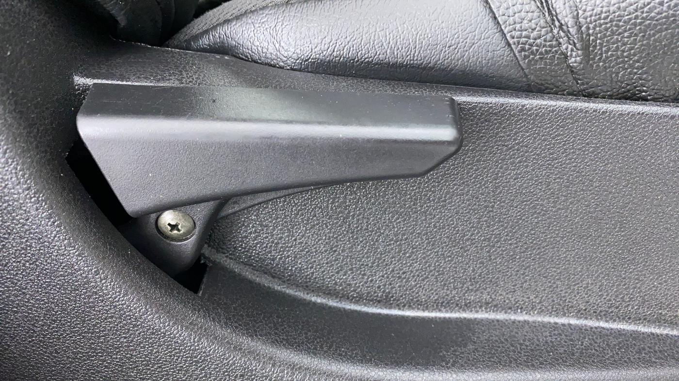 2019 Tata Tiago XZ 1.2 REVOTRON, Petrol, Manual, 28,446 km, Driver Side Adjustment Panel