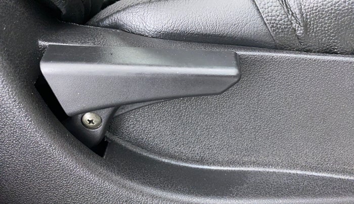 2019 Tata Tiago XZ 1.2 REVOTRON, Petrol, Manual, 28,446 km, Driver Side Adjustment Panel