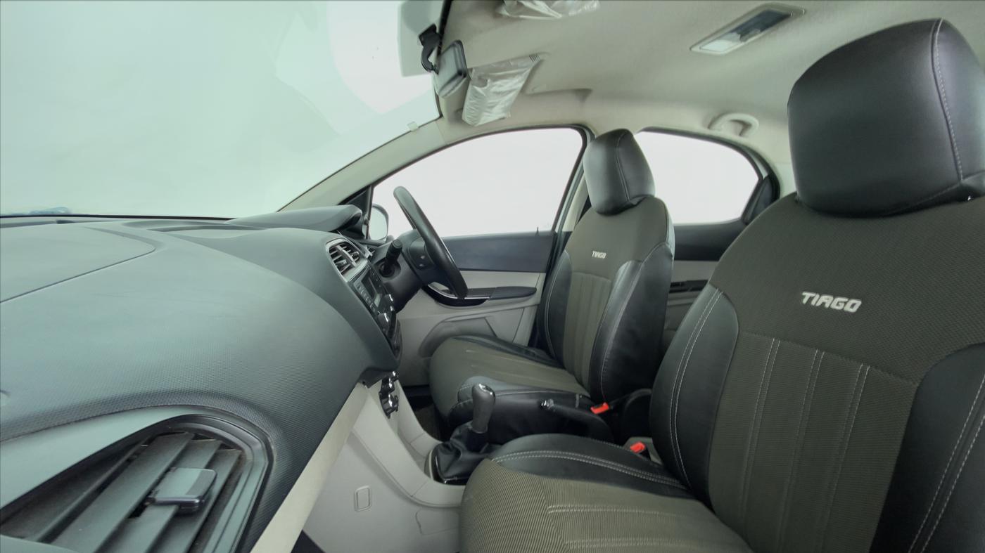 2019 Tata Tiago XZ 1.2 REVOTRON, Petrol, Manual, 28,446 km, Right Side Front Door Cabin