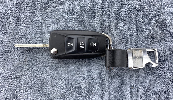 2019 Tata Tiago XZ 1.2 REVOTRON, Petrol, Manual, 28,446 km, Key Close Up