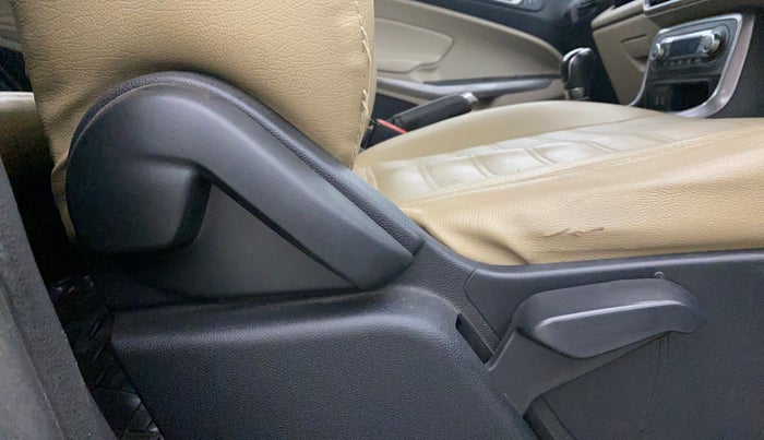 2019 Ford Ecosport TITANIUM 1.5L DIESEL, Diesel, Manual, 73,588 km, Driver Side Adjustment Panel