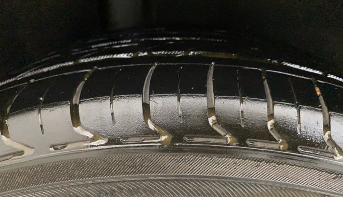 2019 Ford Ecosport TITANIUM 1.5L DIESEL, Diesel, Manual, 73,588 km, Right Rear Tyre Tread