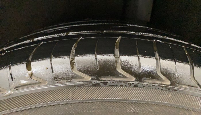 2019 Ford Ecosport TITANIUM 1.5L DIESEL, Diesel, Manual, 73,588 km, Left Rear Tyre Tread