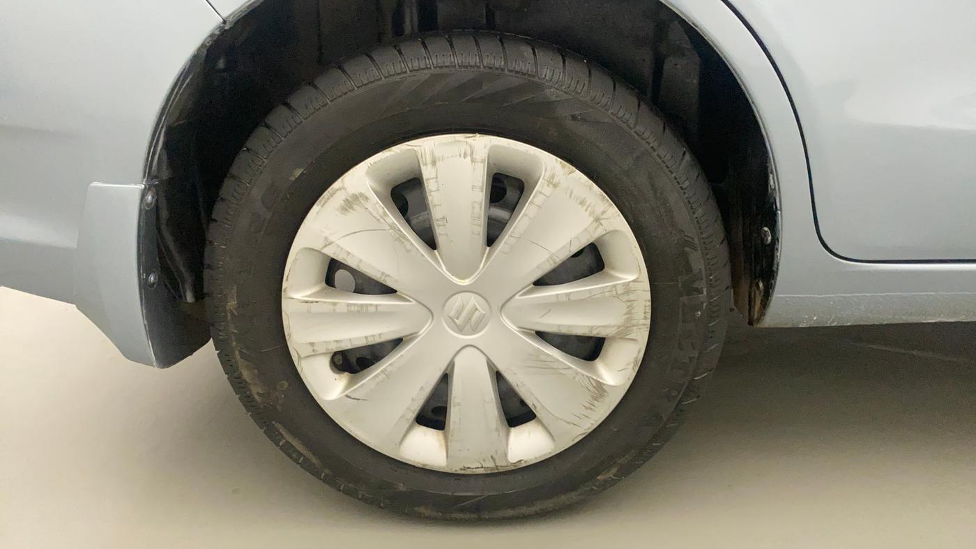 2016 Maruti Ertiga VDI SHVS, Diesel, Manual, 68,384 km, Right Rear Wheel
