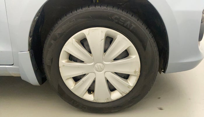 2016 Maruti Ertiga VDI SHVS, Diesel, Manual, 68,384 km, Right Front Wheel