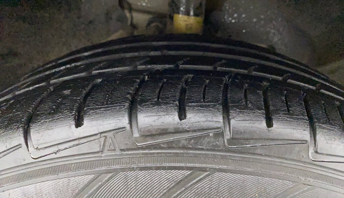 2019 Ford Ecosport TITANIUM 1.5L PETROL, Petrol, Manual, 74,900 km, Right Front Tyre Tread