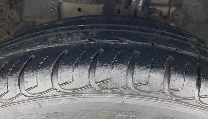 2019 Ford Ecosport TITANIUM 1.5L PETROL, Petrol, Manual, 74,900 km, Left Front Tyre Tread