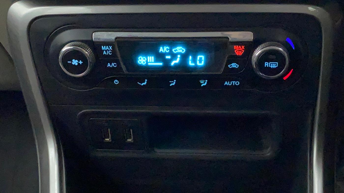 2019 Ford Ecosport TITANIUM 1.5L PETROL, Petrol, Manual, 74,900 km, Automatic Climate Control