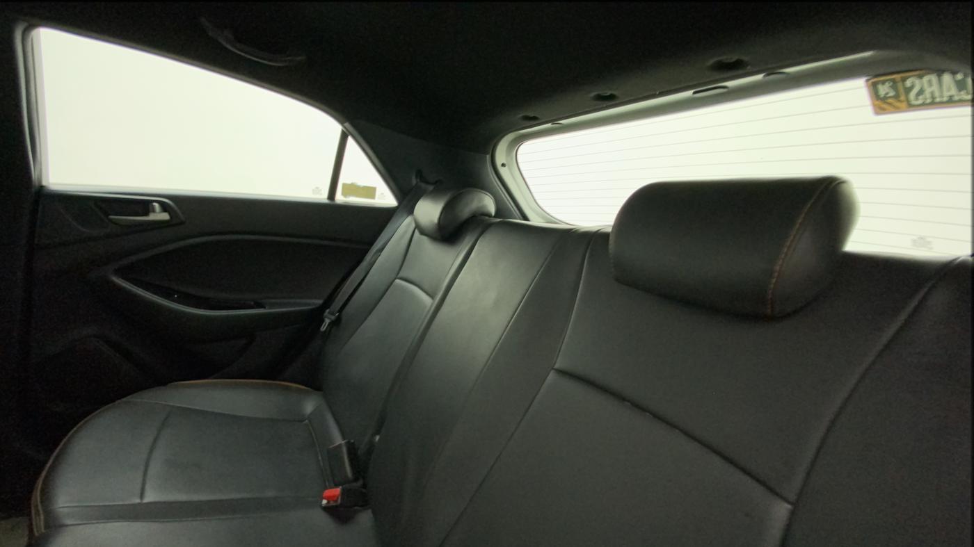 2015 Hyundai i20 Active 1.2 SX, Petrol, Manual, 51,182 km, Right Side Rear Door Cabin
