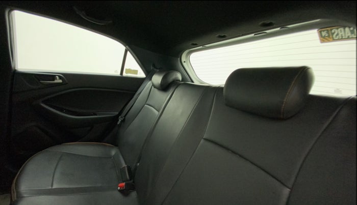2015 Hyundai i20 Active 1.2 SX, Petrol, Manual, 51,182 km, Right Side Rear Door Cabin