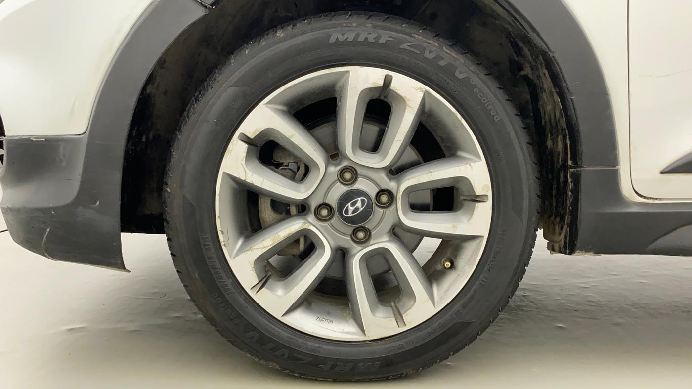 2015 Hyundai i20 Active 1.2 SX, Petrol, Manual, 51,182 km, Left Front Wheel