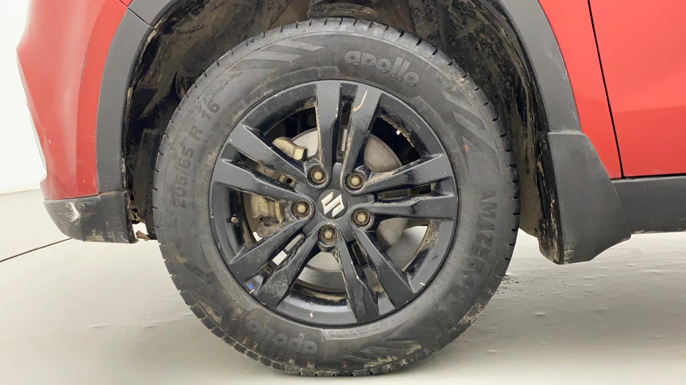 2019 Maruti Vitara Brezza ZDI, Diesel, Manual, 1,02,984 km, Left Front Wheel