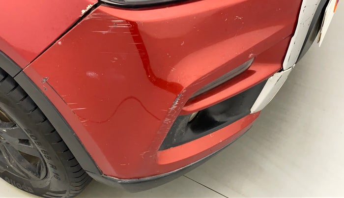 2019 Maruti Vitara Brezza ZDI, Diesel, Manual, 1,02,984 km, Front bumper - Minor scratches